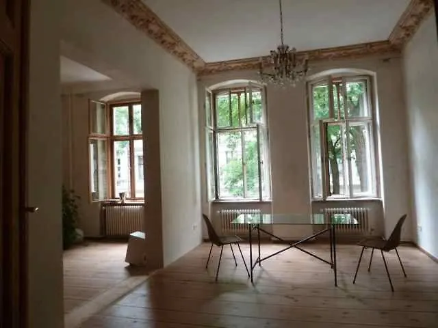 Classy, Bright Kreuzberg Apartment Berlín Německo